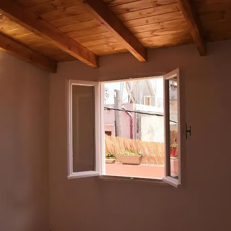 Old Town Luxury Maisonette With Roof Garden